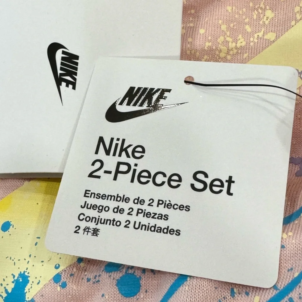 New NIKE Little Girls Just DIY It Top and Biker Shorts, Pink 2 Piece Set Size 5 - Picture 5 of 6